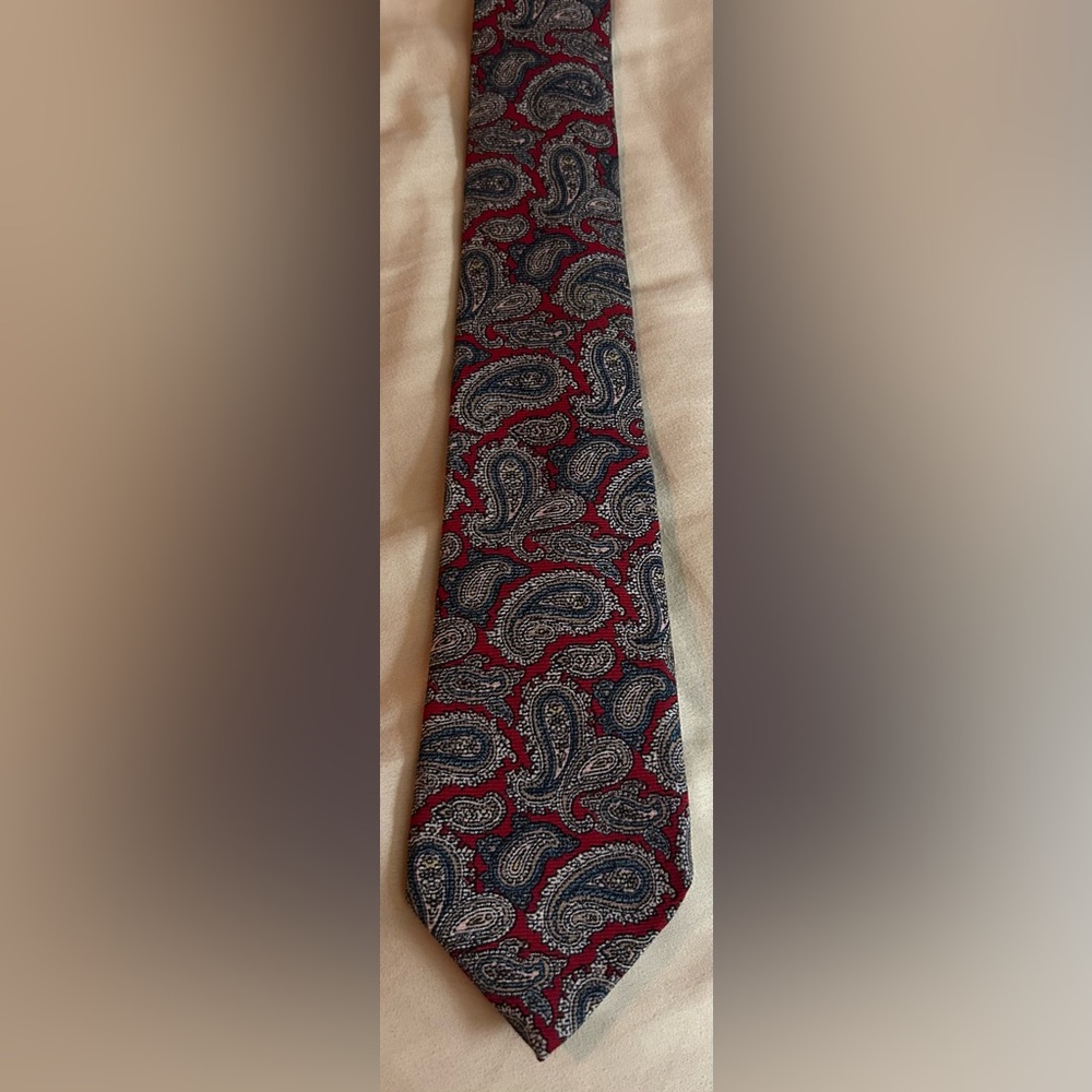 Lands’ End Men’s tie. EUC